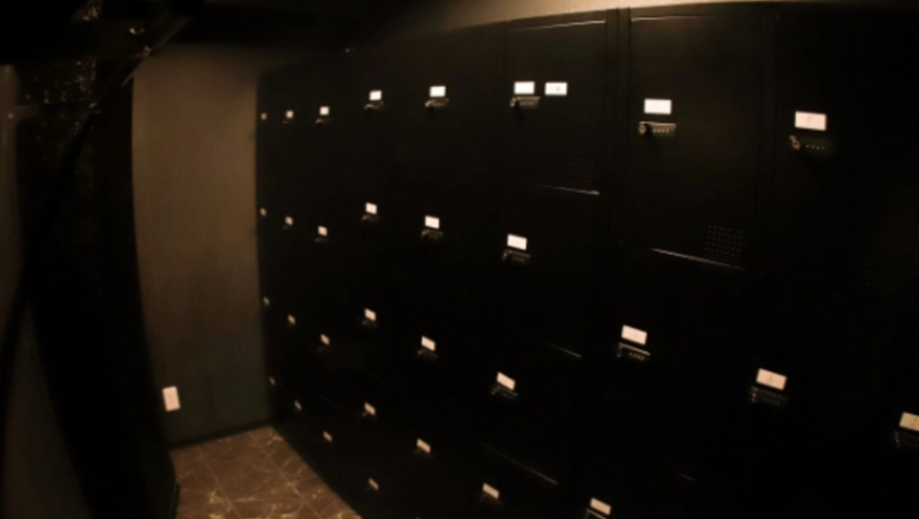 コインロッカー